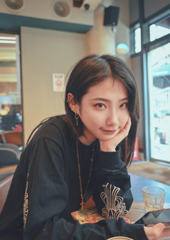 Vương Thi Mông được ví như nữ thần mới của LPL