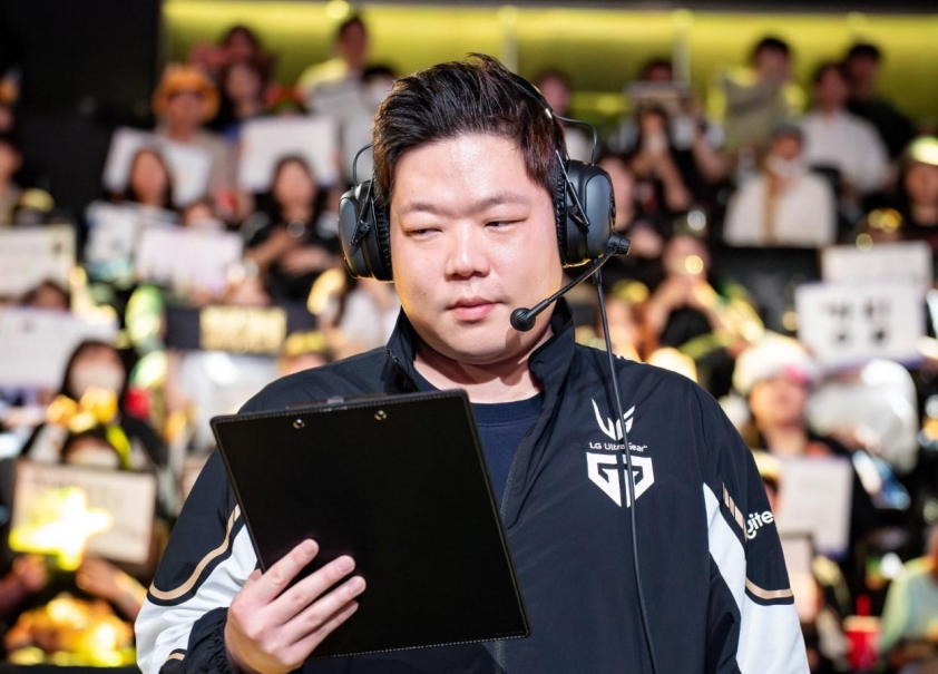 HLV Kim Esports