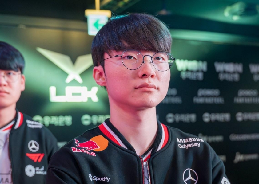 Faker - Quỷ Vương LMHT với nhiều danh hiệu nhất Faker trên sân khấu CKTG