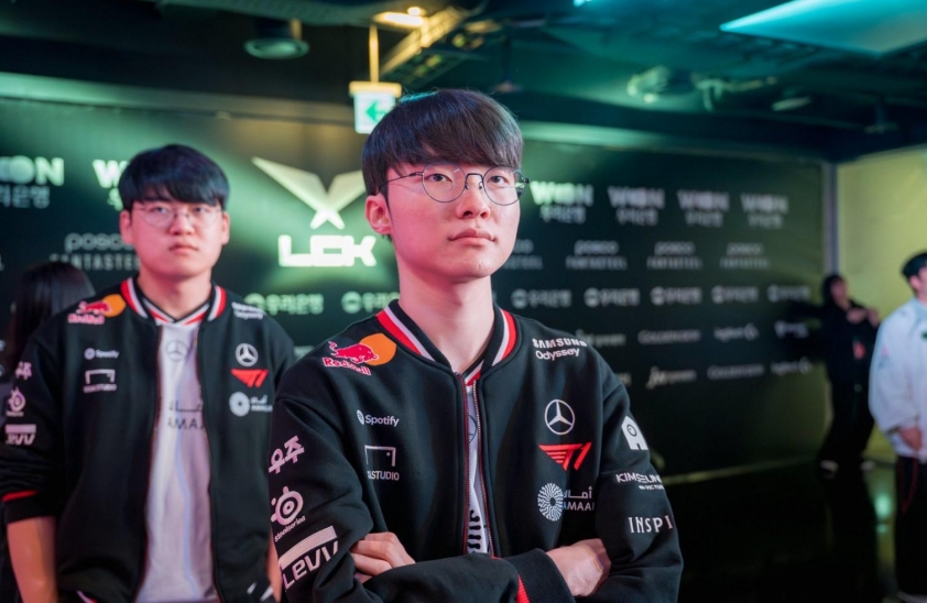 Trận đấu giữa T1 và DK tại vòng Playoffs LCK 2025