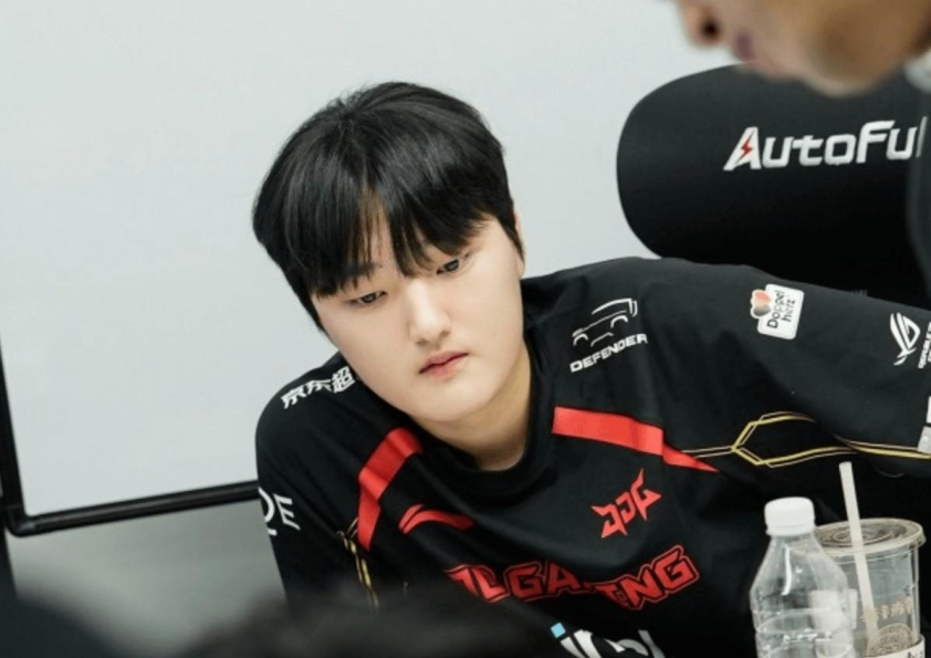 Peyz và Aiming trên đấu trường chuyên nghiệp