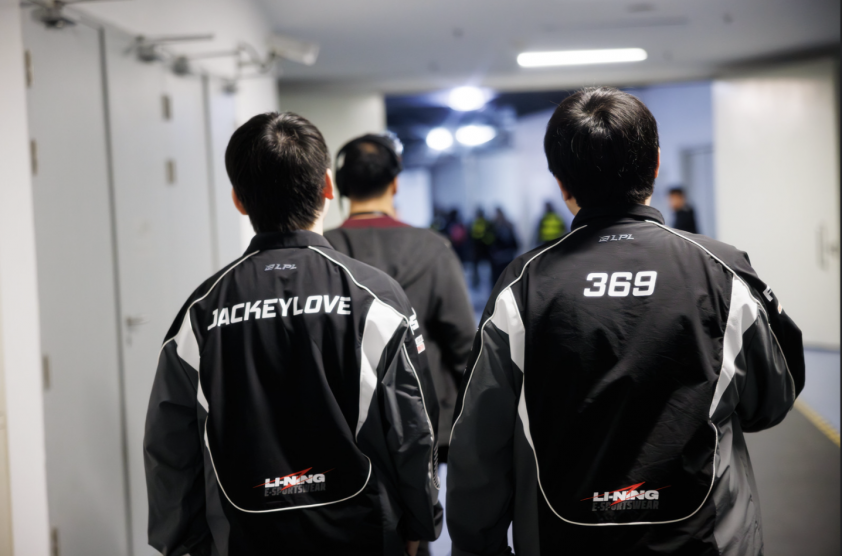 Đội hình và phân tích chiến thuật của T1 và TES