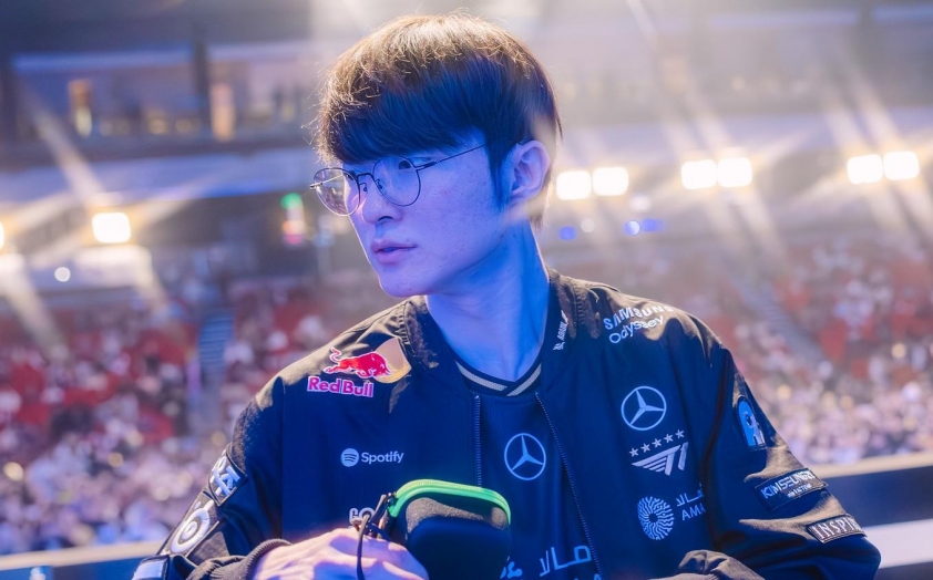 HLV Kkoma: “Tôi không muốn lặp lại nỗi tiếc nuối năm 2017 cùng T1” HLV Kkoma phát biểu trước trận chung kết