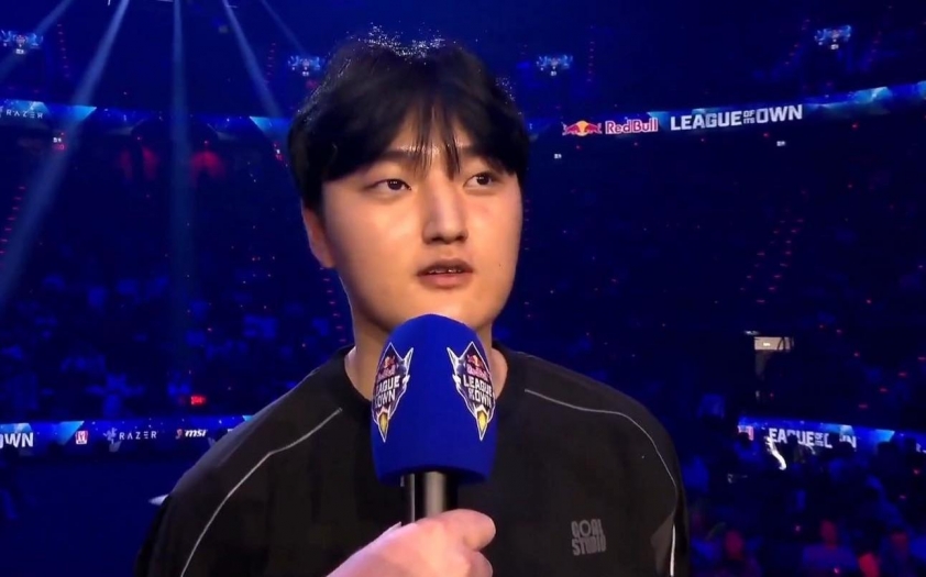 Fan hâm mộ T1 phản ứng