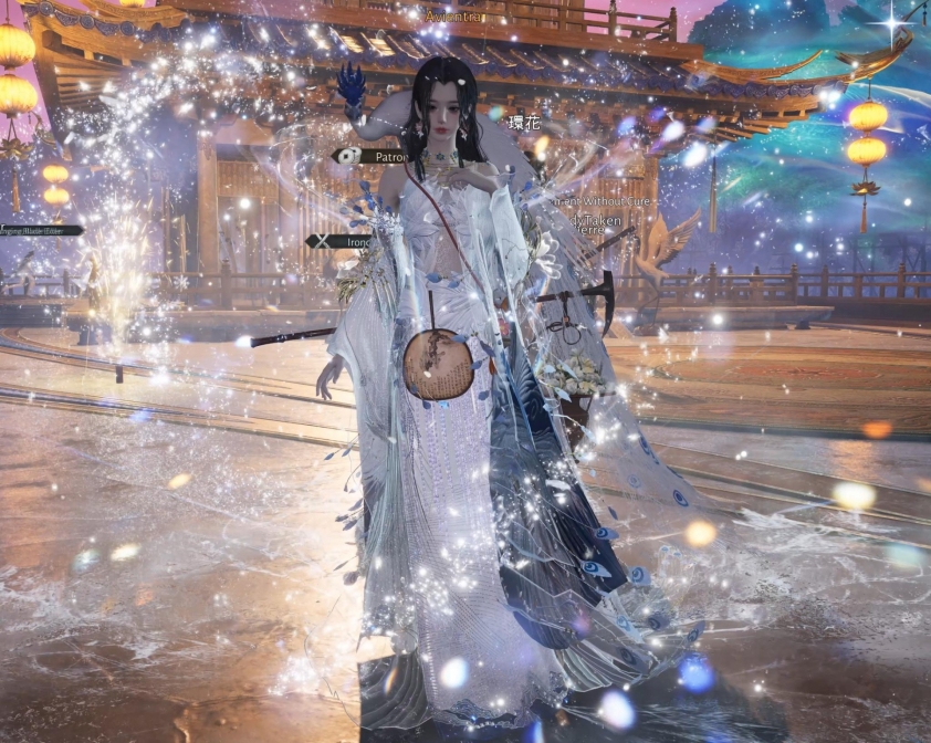 Người chơi khoe trang phục và thuyền cá nhân